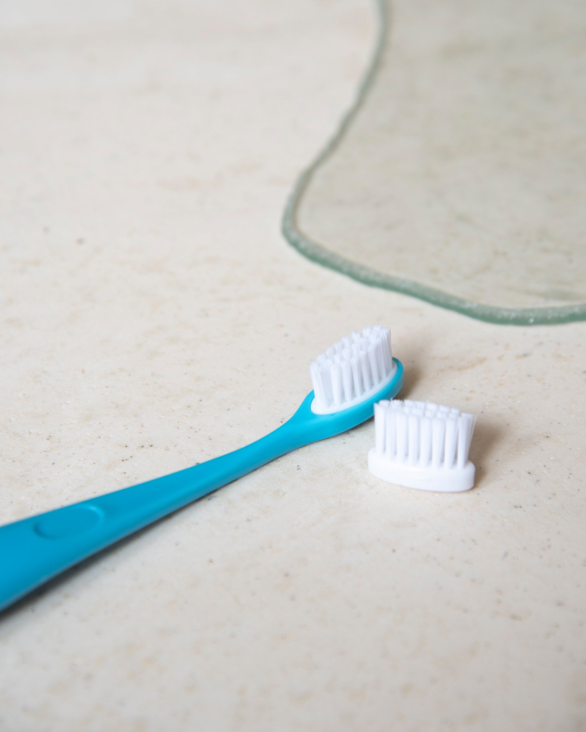 Caliquo rechargeable children's toothbrush
