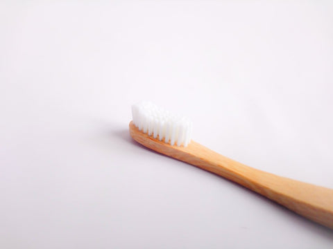 Comment choisir une brosse écologique : guide complet
